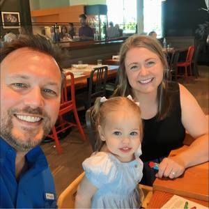 Meet your Posher, Lacey